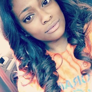 Meet your Posher, Micala